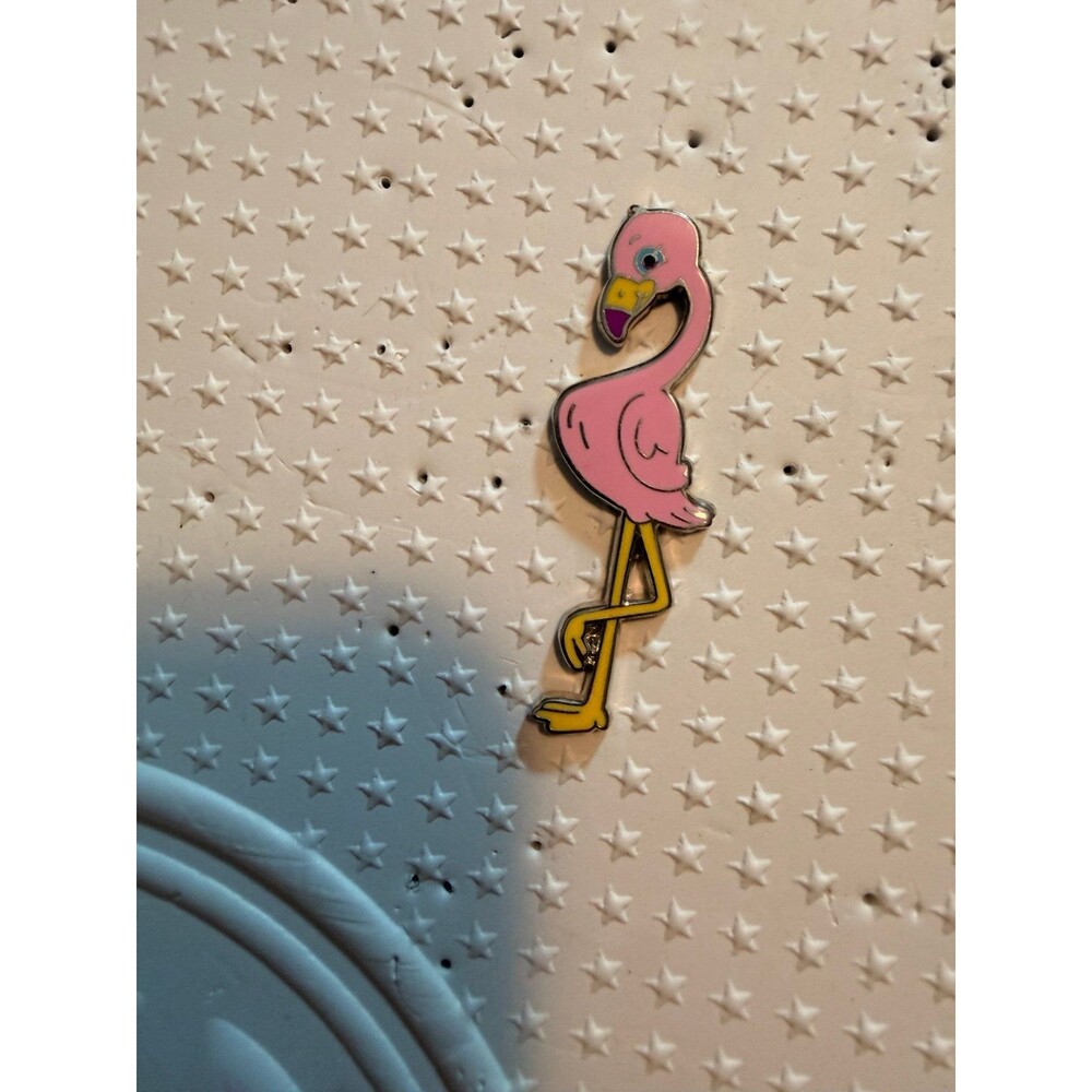 Busch gardens sea world sesame street sesame place Disney pin lapel flamingo